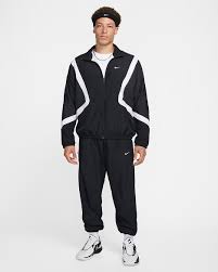 nike apparel for men