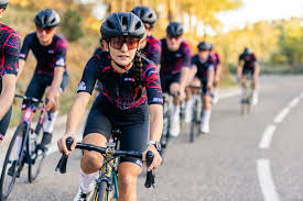 womens cycling clothing